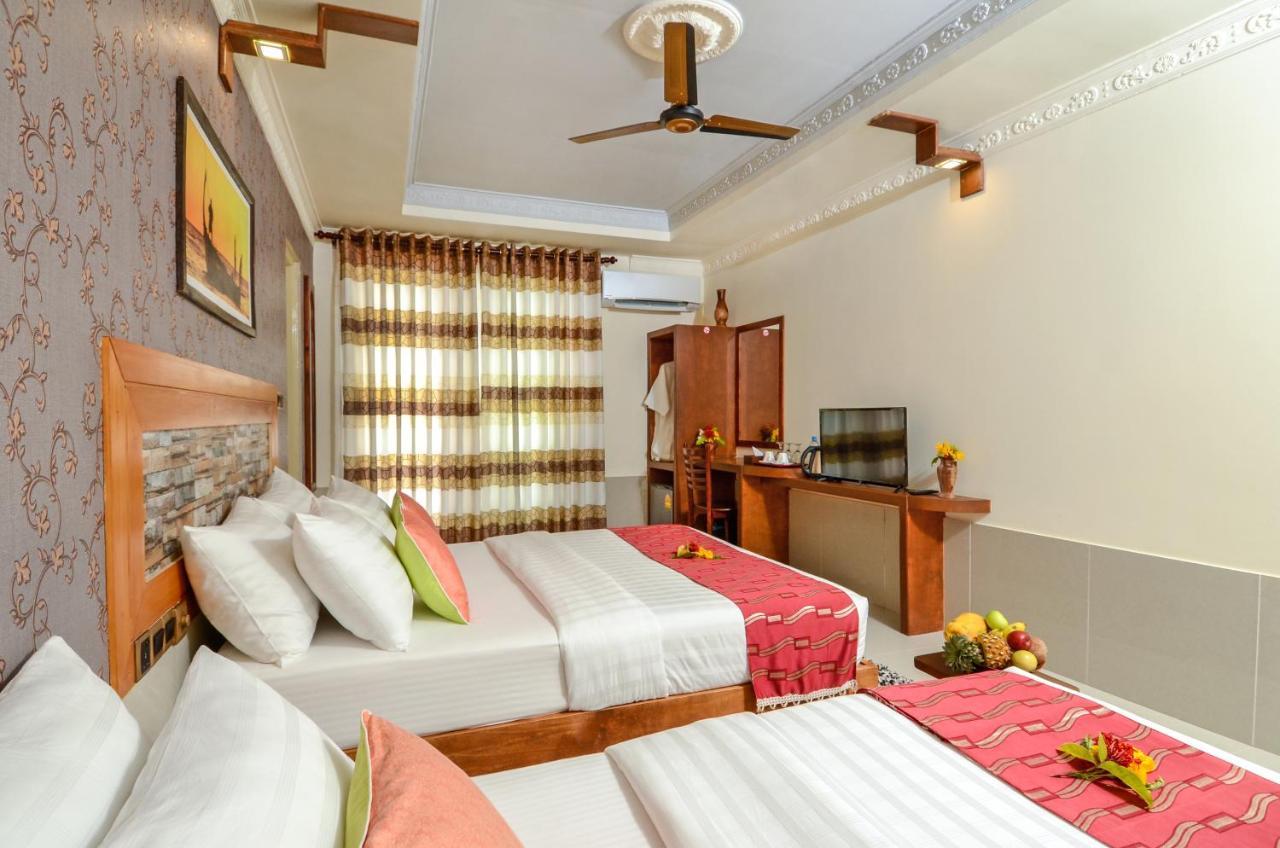 Maladiwa Beach & Spa Maafushi Luaran gambar
